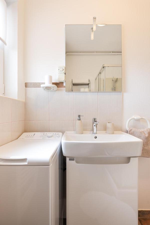 Apartment Leon Бибинє Екстер'єр фото